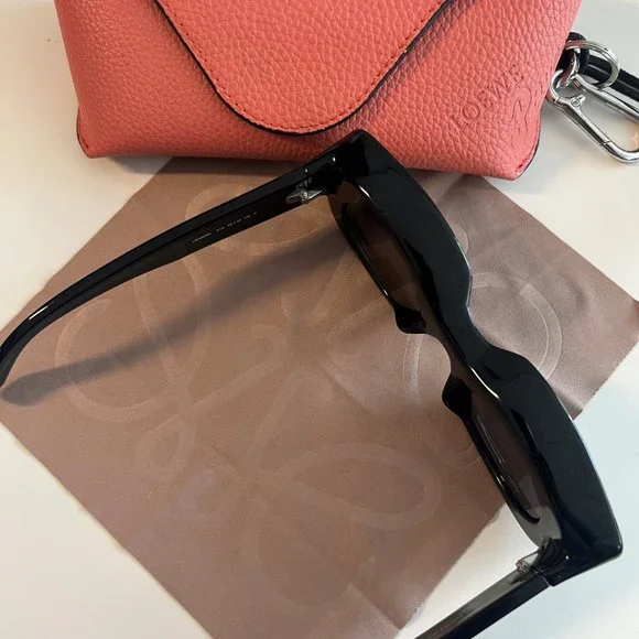 Loewe Paula Ibiza Sunglasses  UNISEX Black - Picture 7 of 7